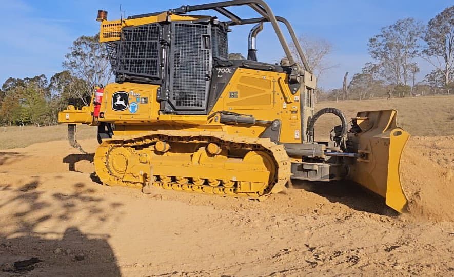 52nd Earthworx professional earthworks equipment